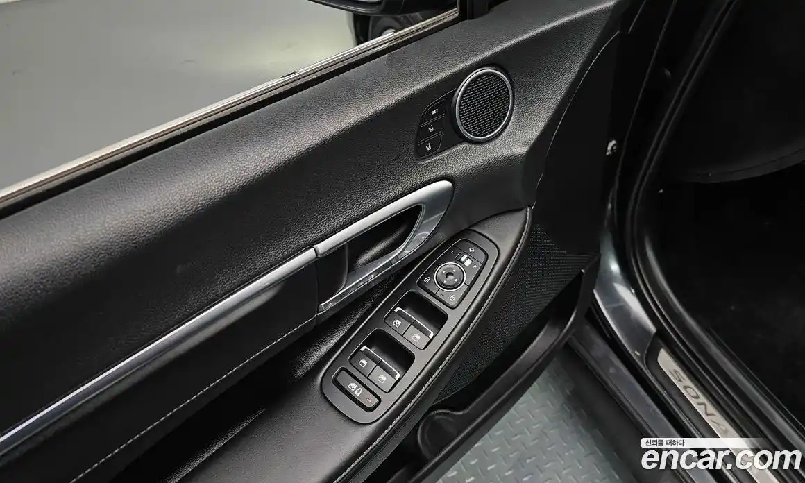 Hyundai Sonata 2021 2.0 гидро в Москве № 3875, фото 16