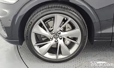 Genesis GV70 2024 2.5 гидро в Москве № 56620, миниатюра 5