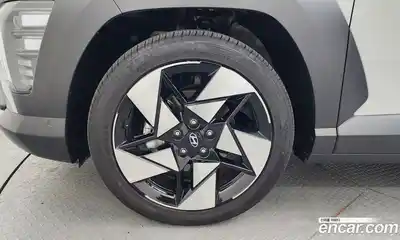 Hyundai Kona 2025 1.6 Автомат в Москве № 854177, миниатюра 5