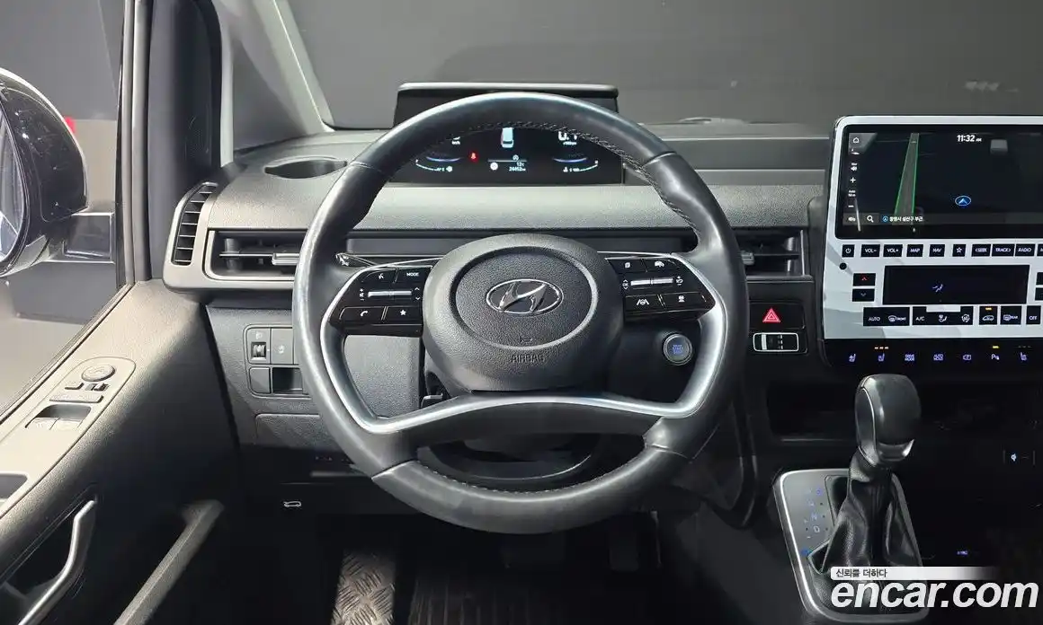 Hyundai Staria 2023 2.2 Автомат в Москве № 854273, фото 14