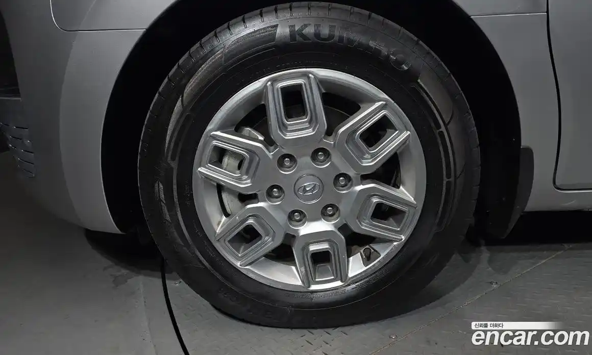 Hyundai Staria 2023 2.2 Автомат в Москве № 854273, фото 5