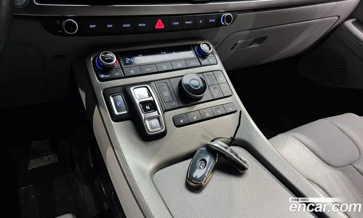 Hyundai Palisade 2023 2.2 Автомат в Москве № 854420, фото 9