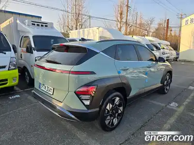 Hyundai Kona 2023 1.6 Автомат в Москве № 854464, миниатюра 3