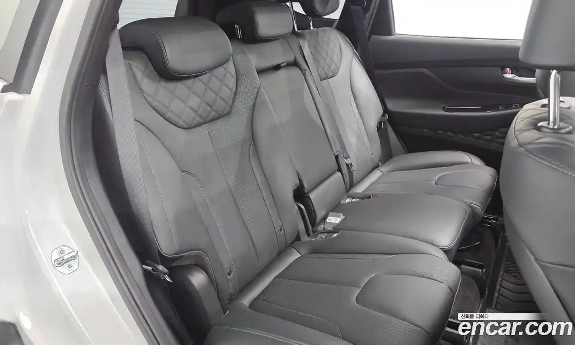 Hyundai Santa Fe 2023 2.5 Автомат в Москве № 854567, фото 12