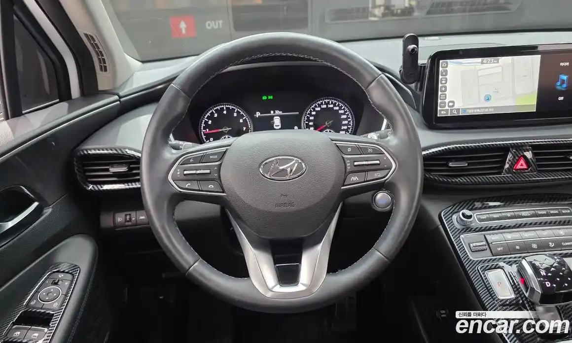 Hyundai Santa Fe 2023 2.5 Автомат в Москве № 854567, фото 13