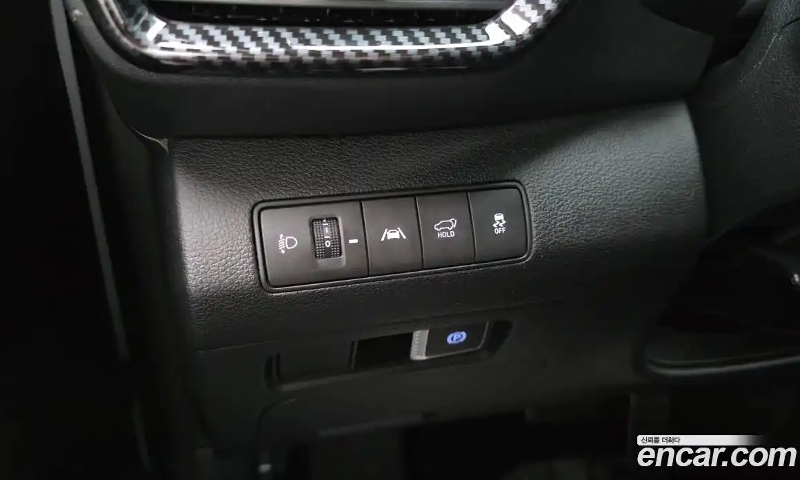 Hyundai Santa Fe 2023 2.5 Автомат в Москве № 854567, фото 17