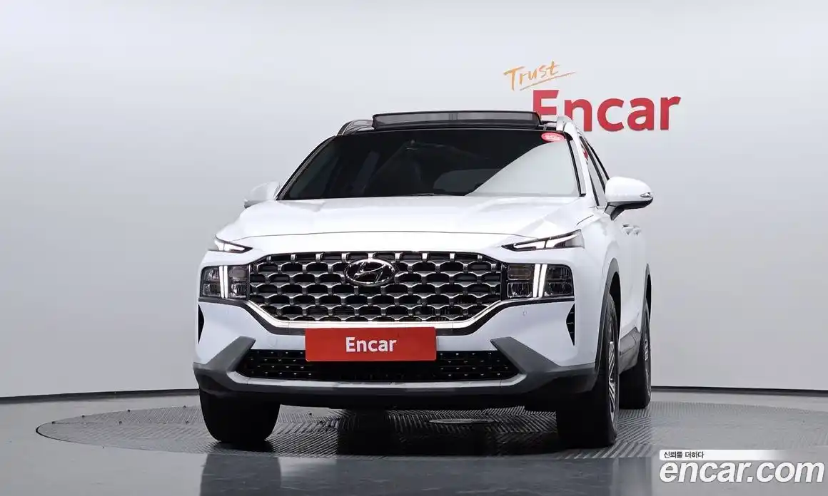 Hyundai Santa Fe 2023 2.5 Автомат в Москве № 854567, фото 3