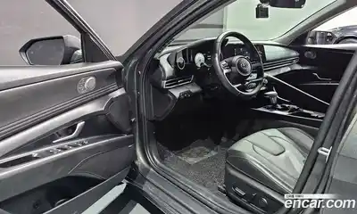 Hyundai Avante 2021 1.6 Автомат в Москве № 854681, миниатюра 11