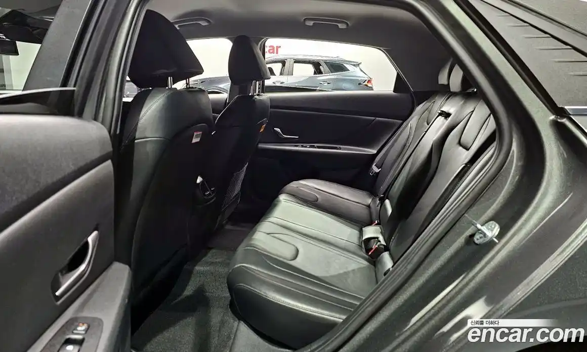 Hyundai Avante 2021 1.6 Автомат в Москве № 854681, фото 13