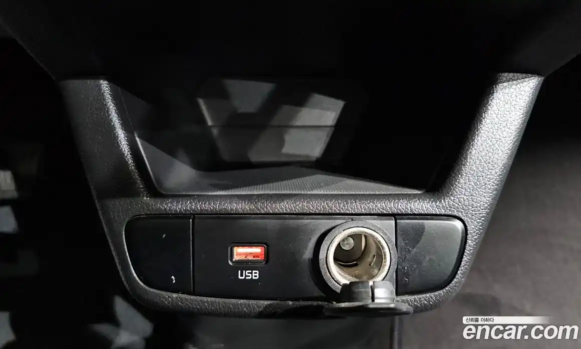 Kia Ray 2021 1.0 Автомат в Москве № 855315, фото 18