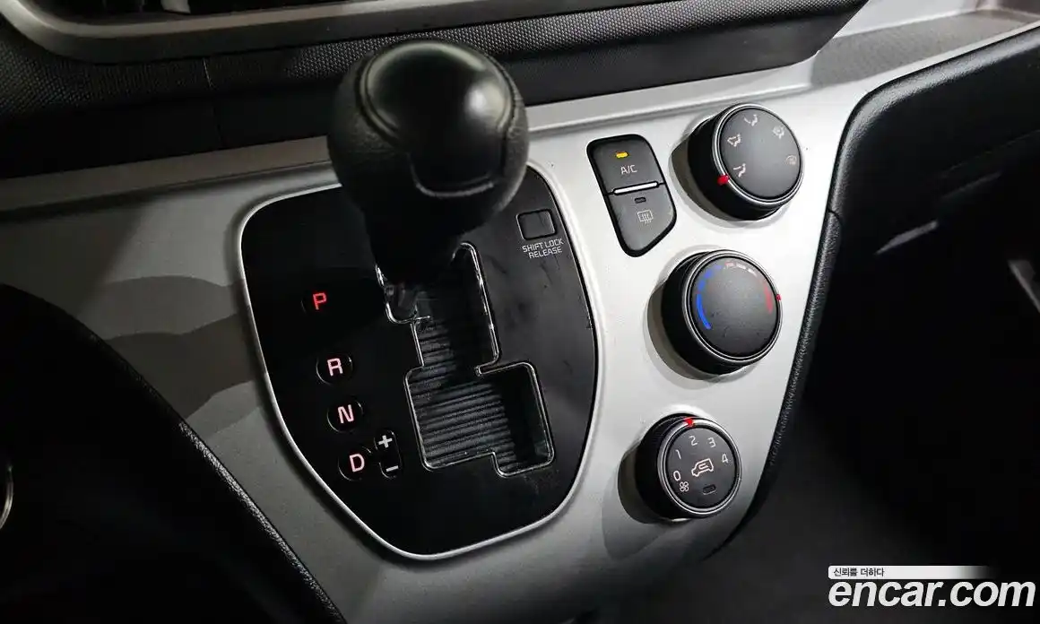 Kia Ray 2021 1.0 Автомат в Москве № 855315, фото 9