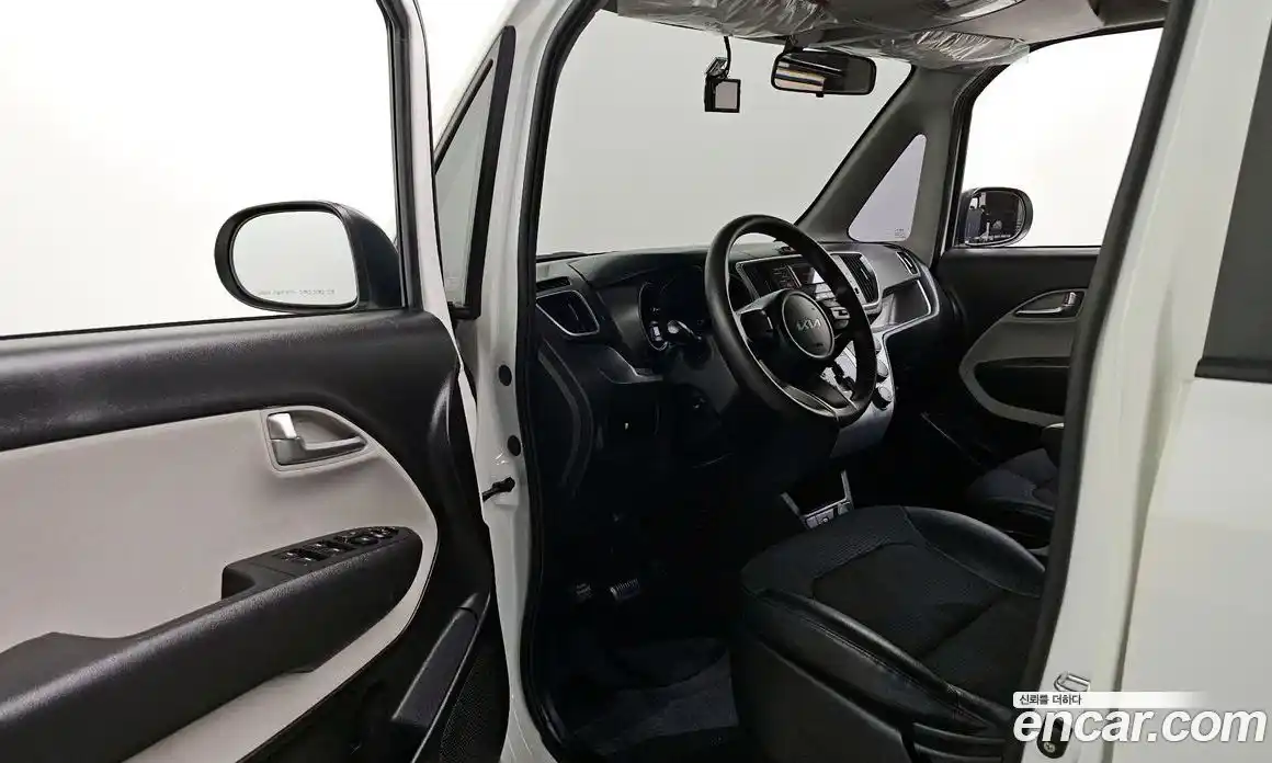 Kia Ray 2021 1.0 Автомат в Москве № 855315, фото 10