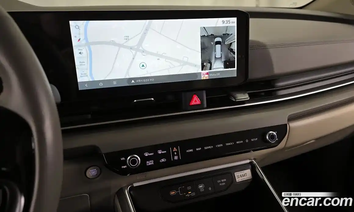 Kia Canival 2024 3.5 Автомат в Москве № 855408, фото 14