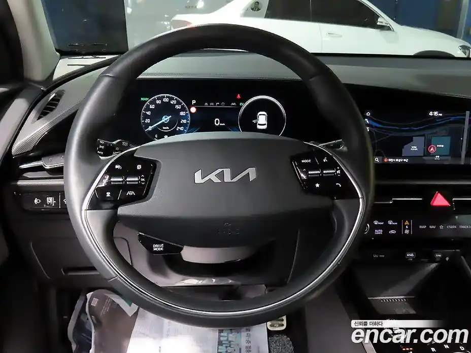 Kia Niro 2022 1.6 Автомат в Москве № 855783, фото 16
