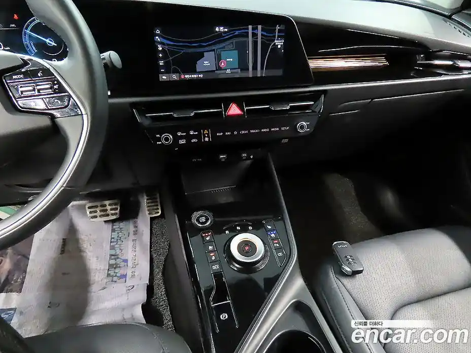 Kia Niro 2022 1.6 Автомат в Москве № 855783, фото 17