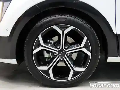 Kia Niro 2022 1.6 Автомат в Москве № 855783, миниатюра 5