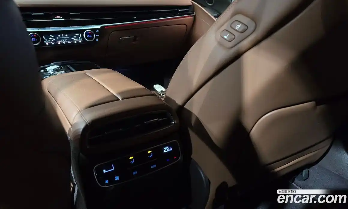 Genesis G80 2023 2.5 Автомат в Москве № 856021, фото 18