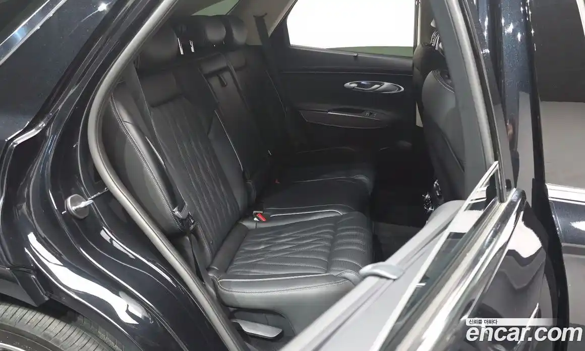 Genesis GV70 2021 2.5 Автомат в Москве № 856038, фото 11