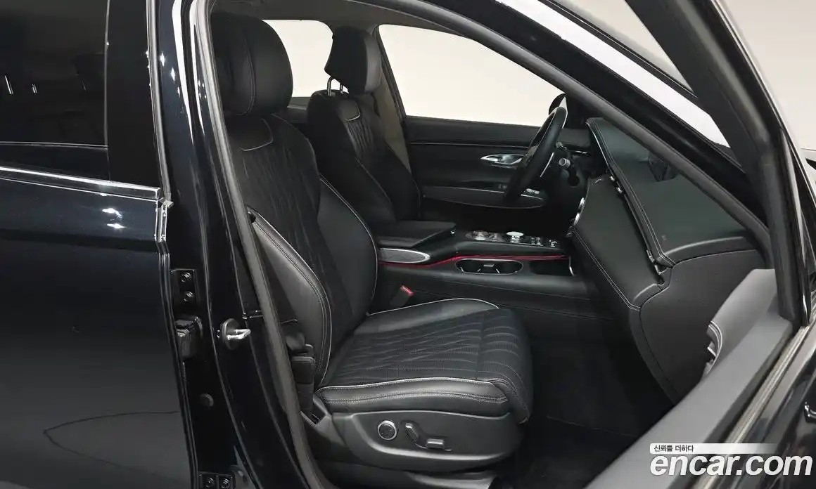 Genesis GV70 2021 2.5 Автомат в Москве № 856038, фото 9