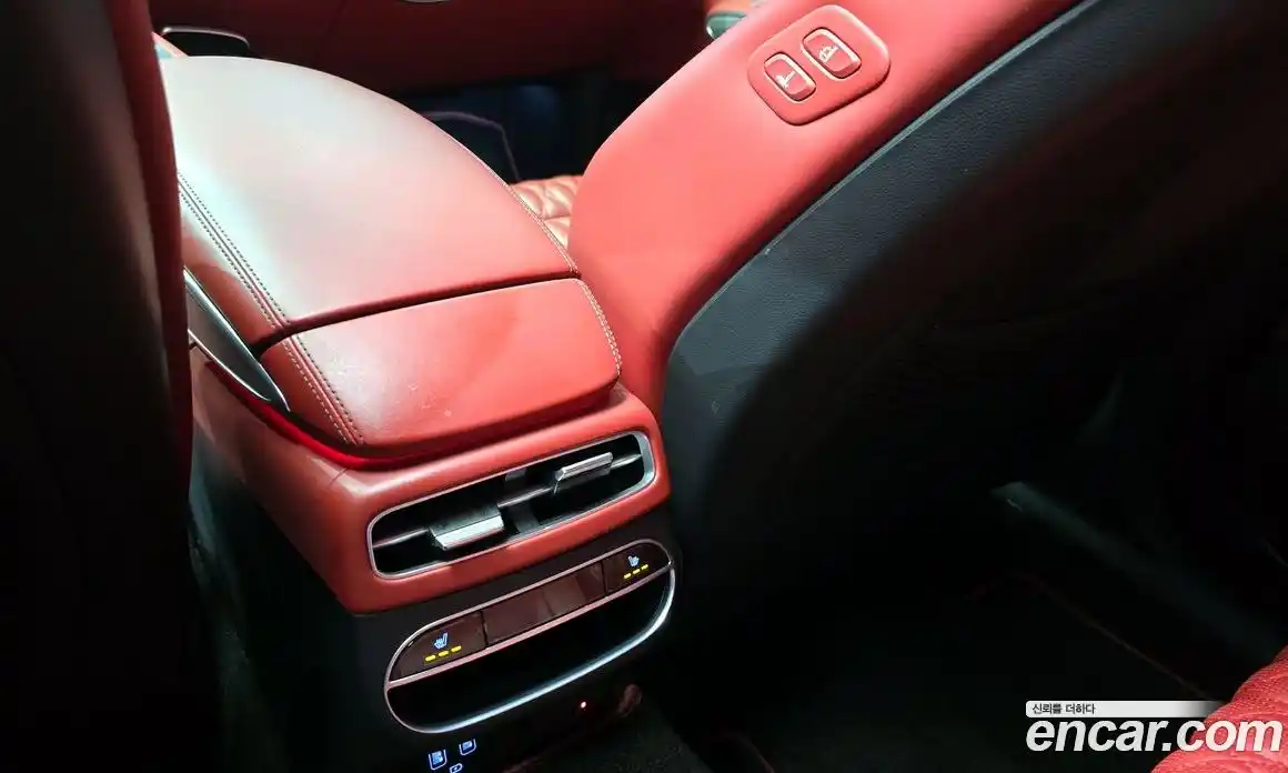 Genesis GV70 2022 2.5 Автомат в Москве № 856153, фото 18