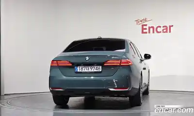 BMW 5-Series 2025 2.0 гидро в Москве № 856286, миниатюра 4