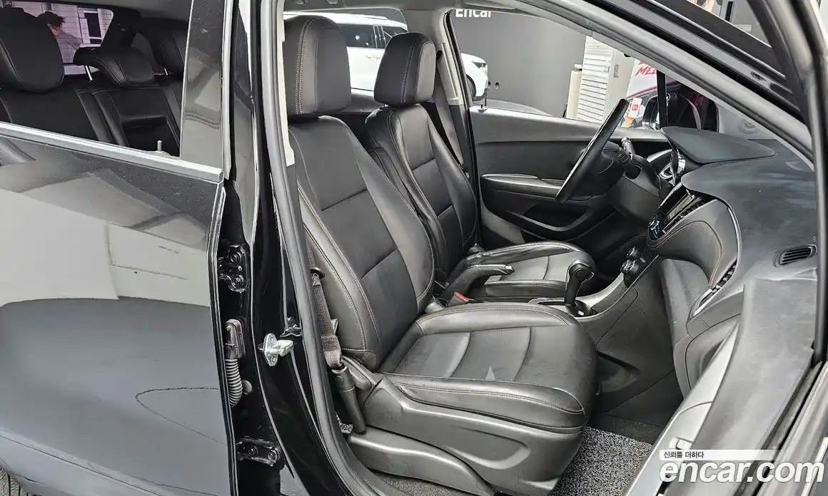 Chevrolet Trax 2020 1.4 гидро в Москве № 857459, фото 12