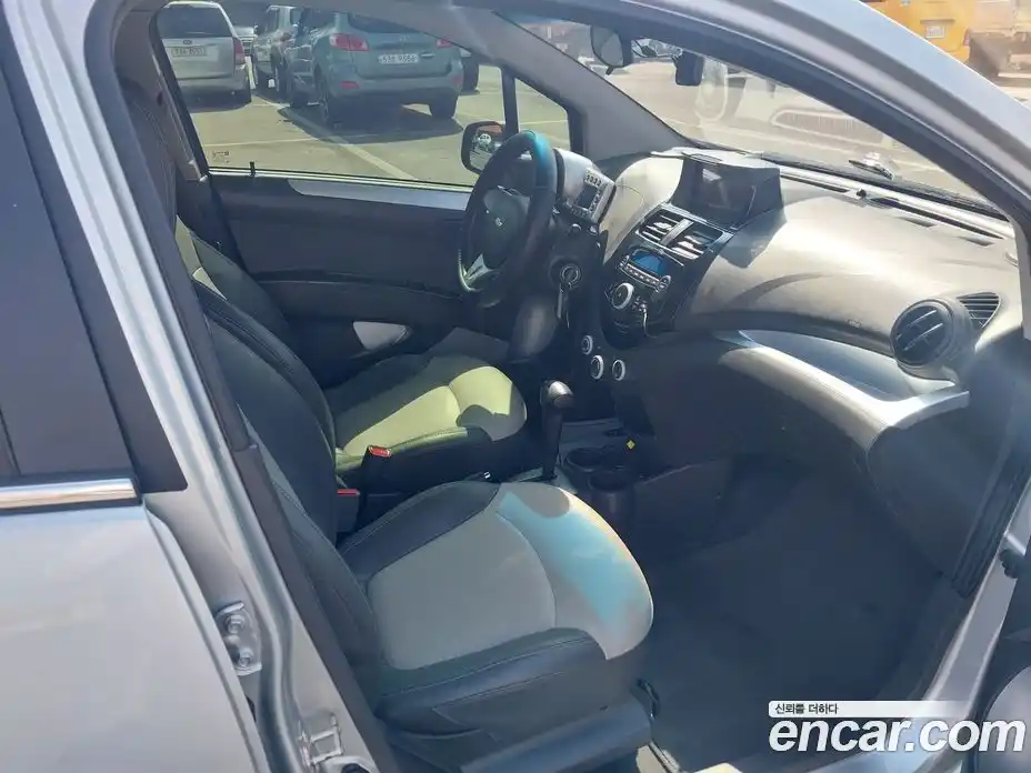 Chevrolet Spark 2012 1.0 гидро в Москве № 857904, фото 9