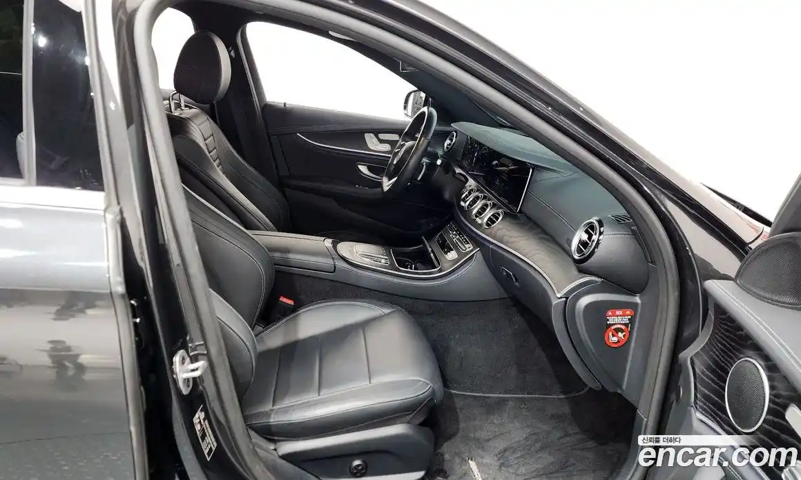 Mercedes-Benz E-Class 2020 1.9 Автомат в Москве № 859070, фото 11