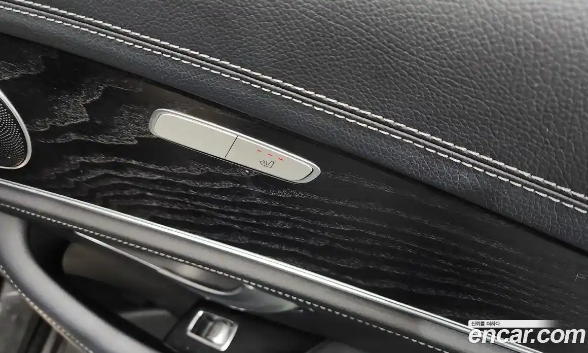 Mercedes-Benz E-Class 2020 1.9 Автомат в Москве № 859070, фото 18