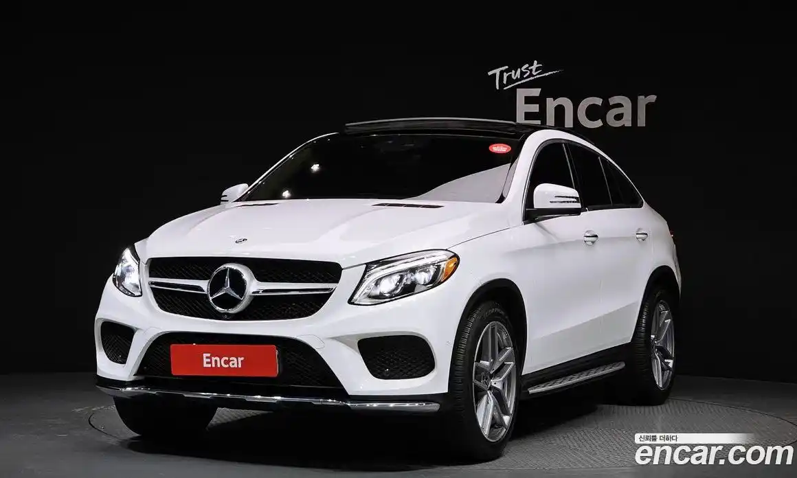 Mercedes-Benz GLE-Class 2018 3.0 Автомат в Москве № 859471, фото 1