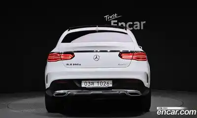 Mercedes-Benz GLE-Class 2018 3.0 Автомат в Москве № 859471, миниатюра 4