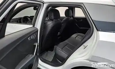 Audi Q2 2023 2.0 Автомат в Москве № 859607, миниатюра 11