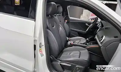 Audi Q2 2023 2.0 Автомат в Москве № 859607, миниатюра 12