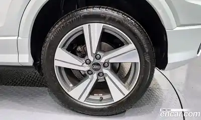 Audi Q2 2023 2.0 Автомат в Москве № 859607, миниатюра 5