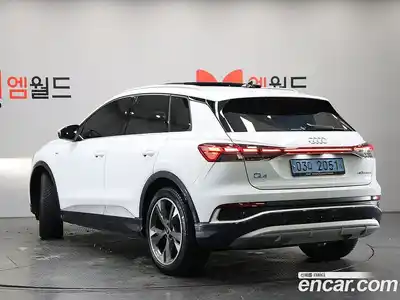 Audi Q4 e-tron 2022 1.0 Автомат в Москве № 859785, миниатюра 3