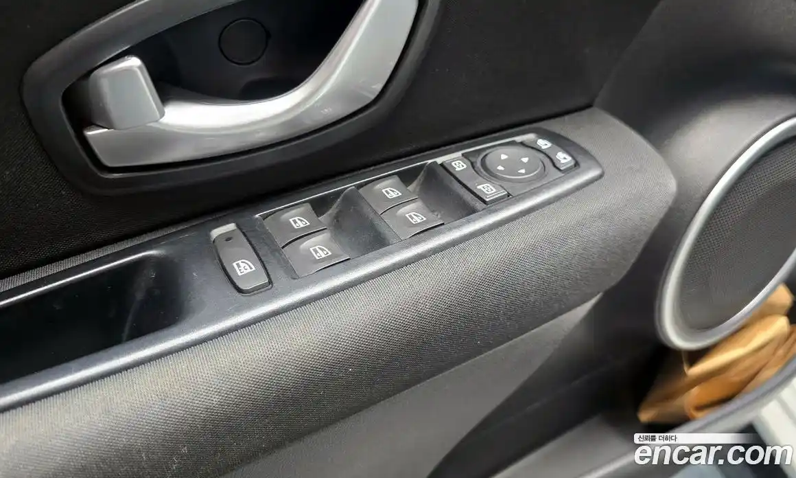 Renault SM3 2014 1.6 гидро в Москве № 885734, фото 14
