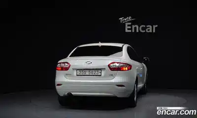Renault SM3 2014 1.6 гидро в Москве № 885734, миниатюра 4
