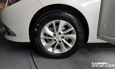Renault SM3 2014 1.6 гидро в Москве № 885734, миниатюра 5