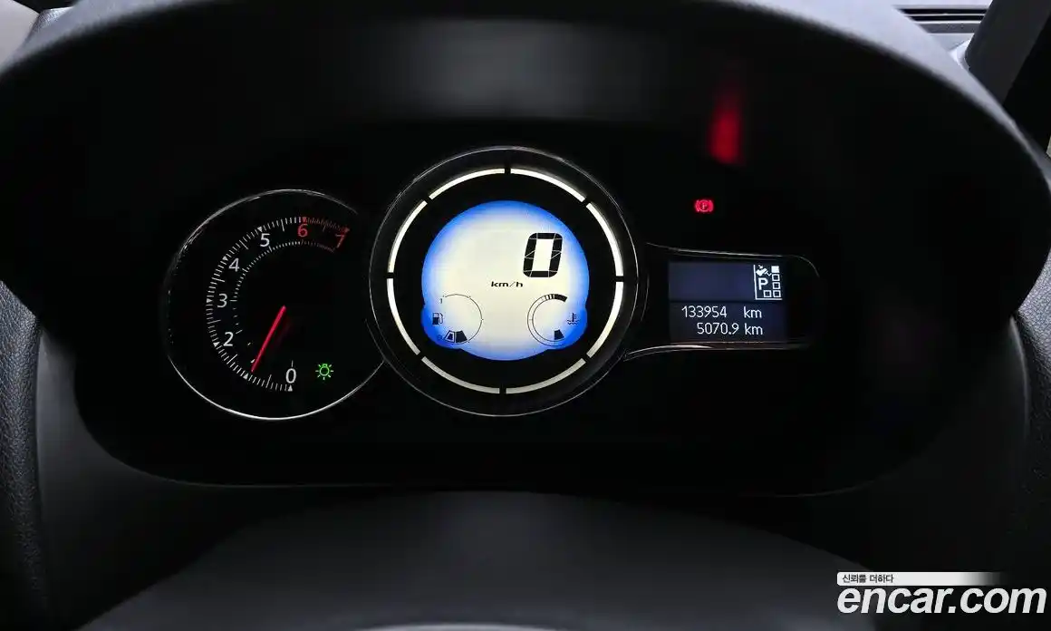 Renault SM3 2014 1.6 гидро в Москве № 885734, фото 8