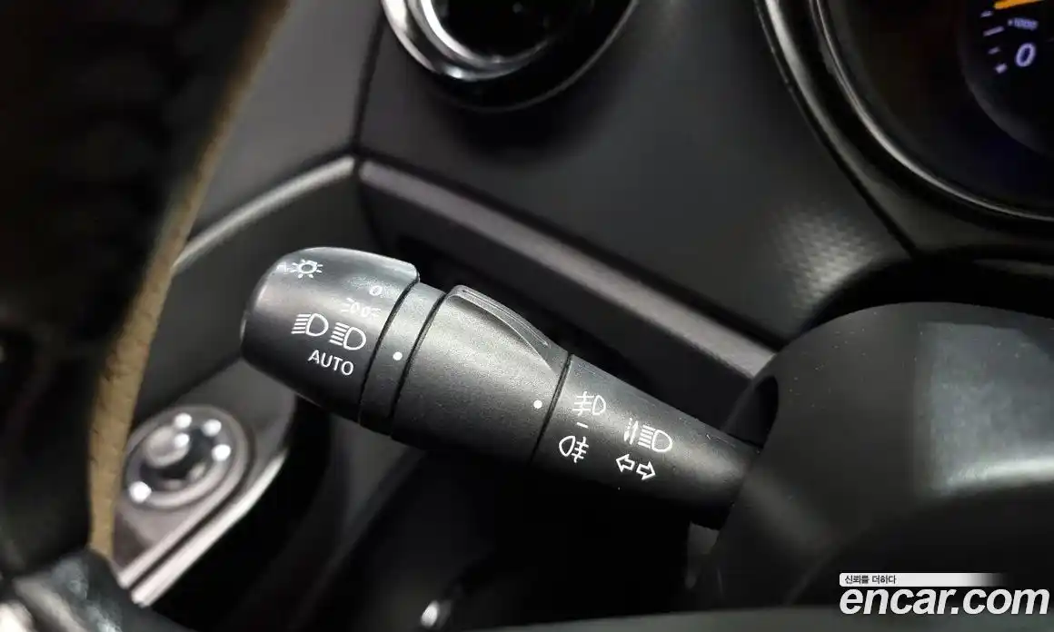 Renault QM3 2015 1.5 Автомат в Москве № 885757, фото 18