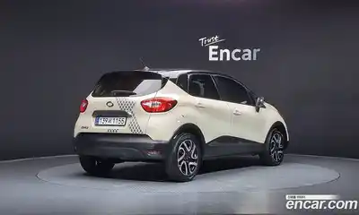 Renault QM3 2015 1.5 Автомат в Москве № 885757, миниатюра 2