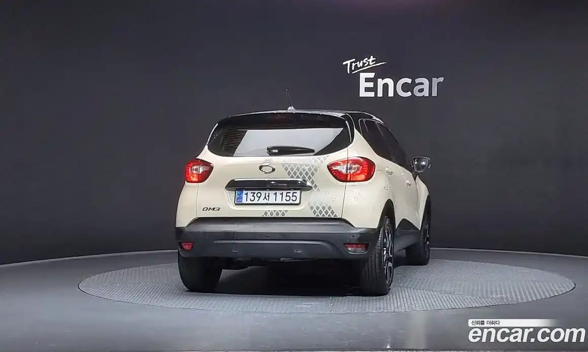 Renault QM3 2015 1.5 Автомат в Москве № 885757, фото 4