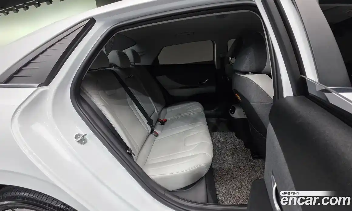 Hyundai Avante 2022 1.6 Автомат в Москве № 886029, фото 19