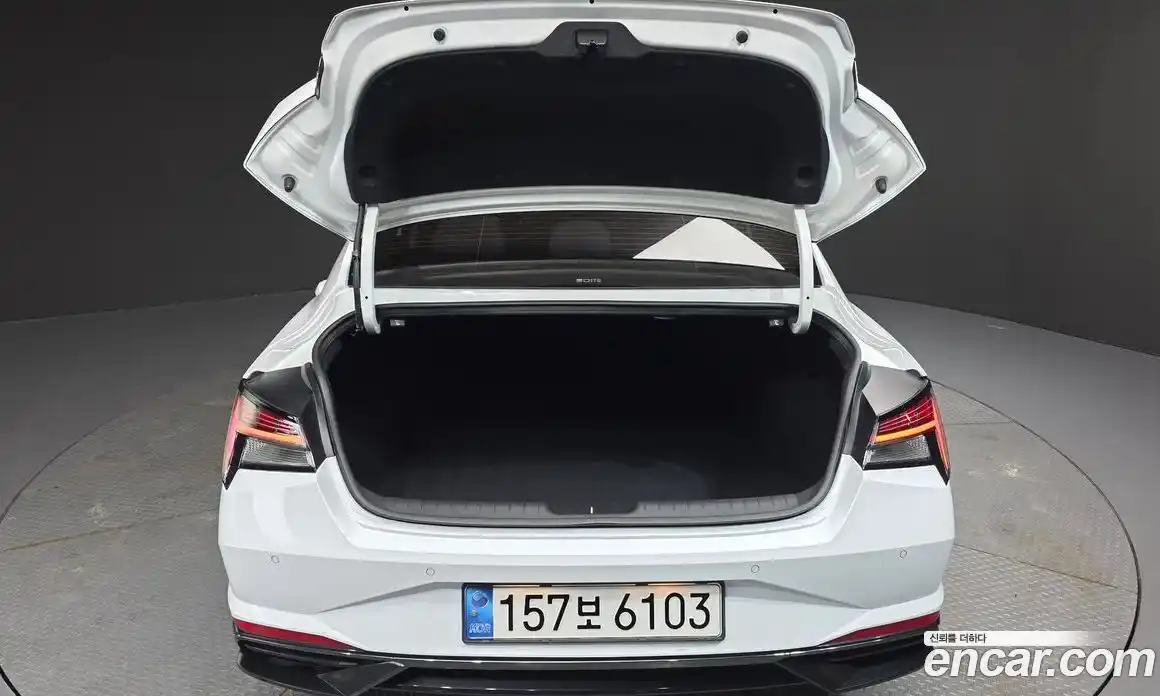 Hyundai Avante 2022 1.6 Автомат в Москве № 886029, фото 20