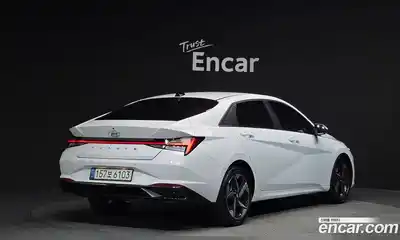 Hyundai Avante 2022 1.6 Автомат в Москве № 886029, миниатюра 2