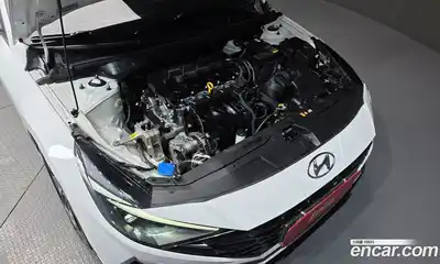 Hyundai Avante 2022 1.6 Автомат в Москве № 886029, миниатюра 6