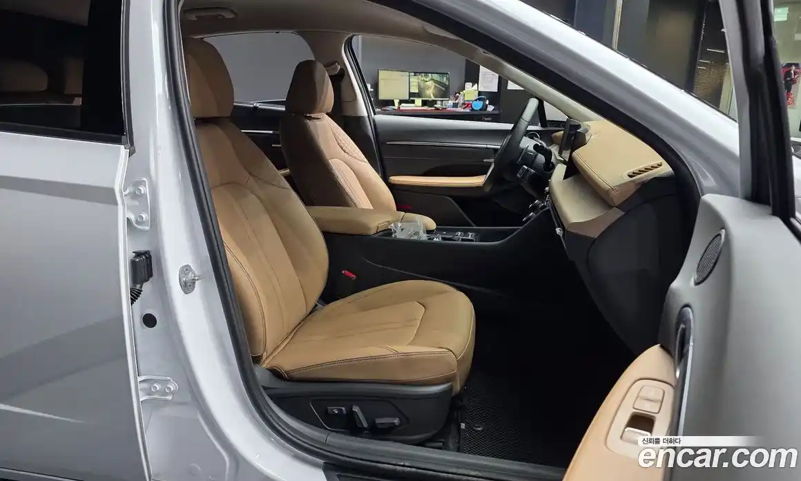 Hyundai Sonata 2025 1.6 Автомат в Москве № 886381, фото 11