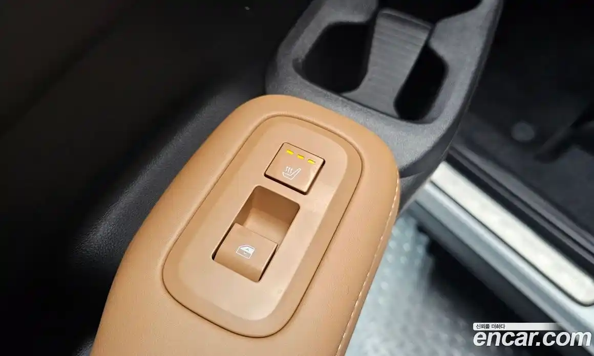 Hyundai Santa Fe 2024 1.6 Автомат в Москве № 886480, фото 18