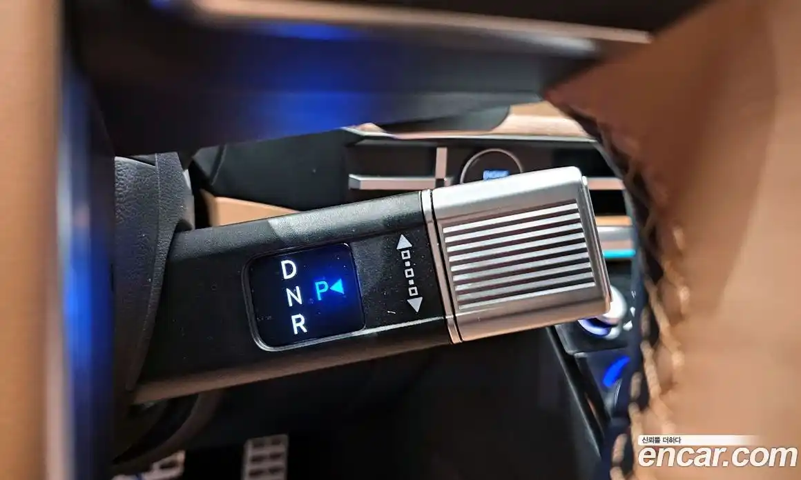 Hyundai Santa Fe 2024 1.6 Автомат в Москве № 886480, фото 9