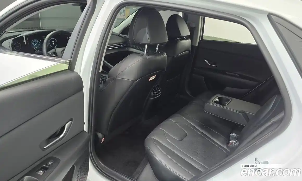 Hyundai Avante 2023 1.6 Автомат в Москве № 886559, фото 11